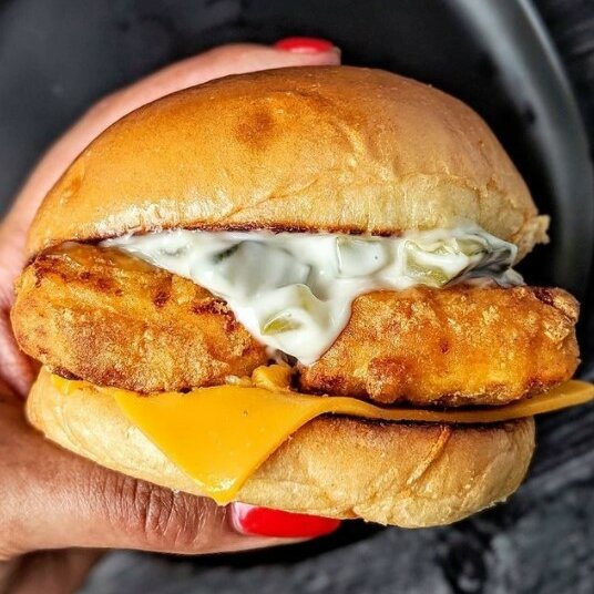 Vegan fishless filet sandwich reminiscent of McDonald's' fish fillet sandwich