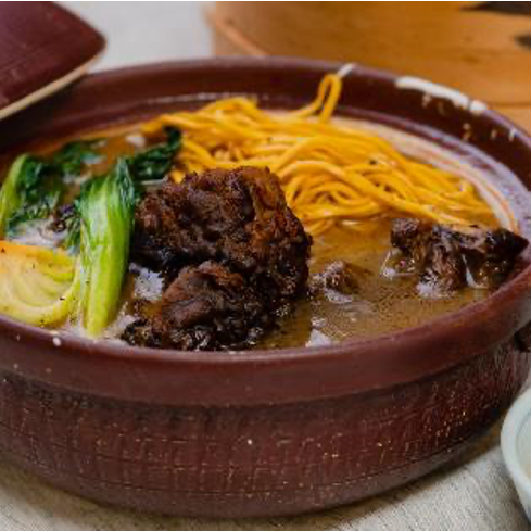 Inspired from Taiwanese beef noodle soup, this recipe leverages ingredients high in antioxidants like black garlic, ginger and brown spices.