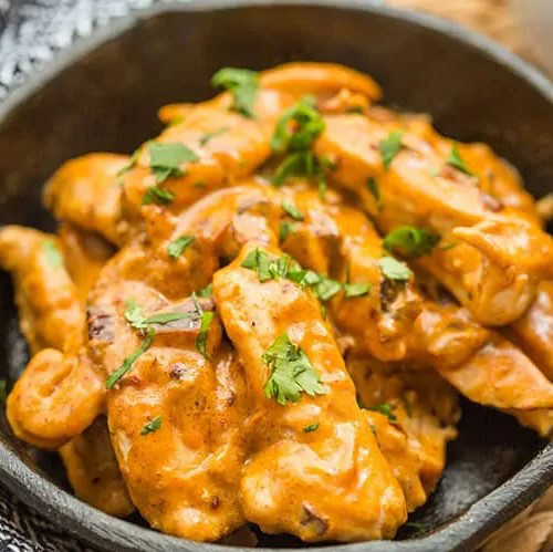 Chicken fajitas marinated in Flavour Glaze Smoky Chipotle; a sauce ready to cook in a wide variety of dishes.