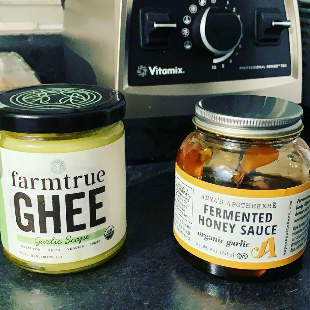 Anya's apothekere fermented honey garlic sauce