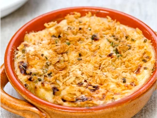 Classic Baked Mac’ & Cheese made with a protein fortified cheese sauce and topped with a savory textured wheat protein topper.